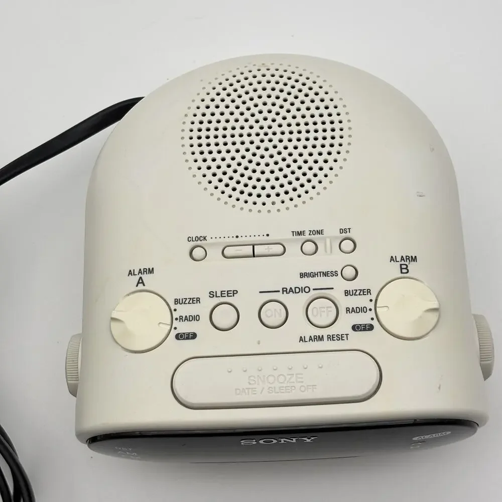 Sony Dream Machine AM/FM Dual Alarm Clock Radio White # ICF-C318 Tested - Works